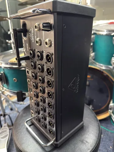 XR18 Behringer