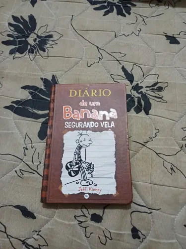 Livro Diário de um Banana Segurando Vela CAPA DURA