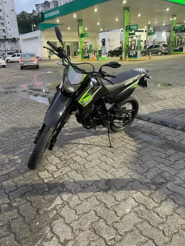 Moto Lander 250