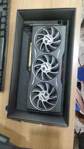 RADEON radeon rx 6750 xt