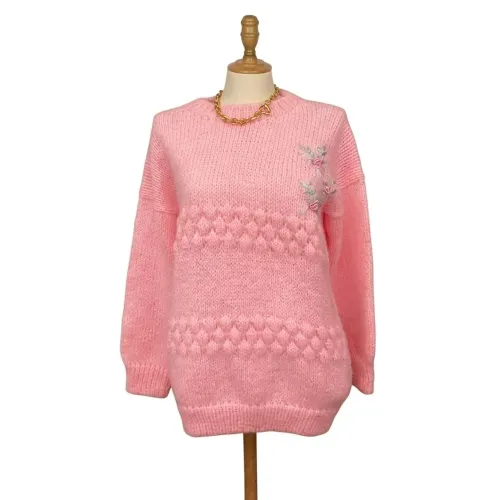 Suéter Vintage Rosa-Bebê com Flores em Bordado