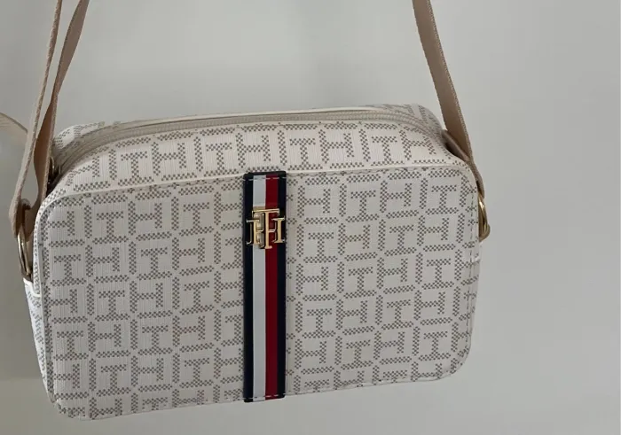 Bolsa Tommy Hilfiger original e nova