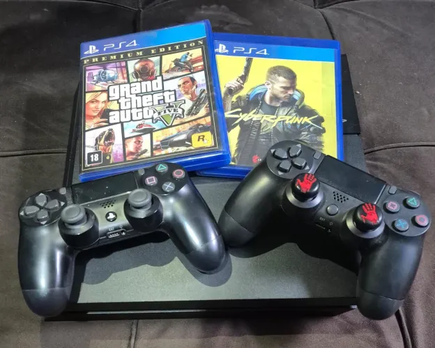 PlayStation 4 Fat