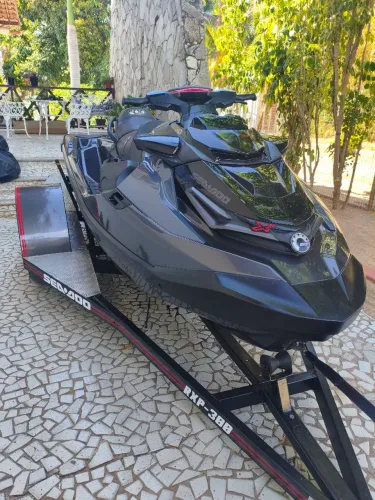 Jet ski Sea doo rxtx 300