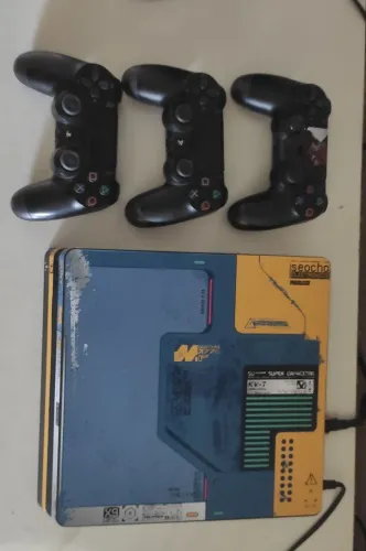 PS4 slim 1TB