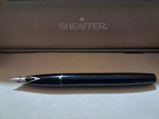 Caneta tinteiro Sheaffer Okm nunca usada colecão.Com a bombinha para recarregar made USA 
