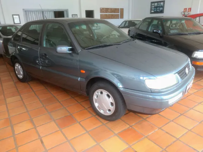 Volkswagen Passat 2 1995