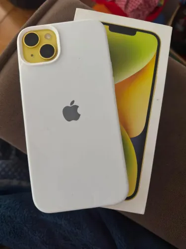 iPhone 14 Plus (detalhe mínimo) troco
