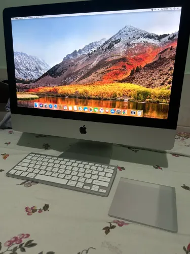 iMac 21,5? Apple Mid 2011
