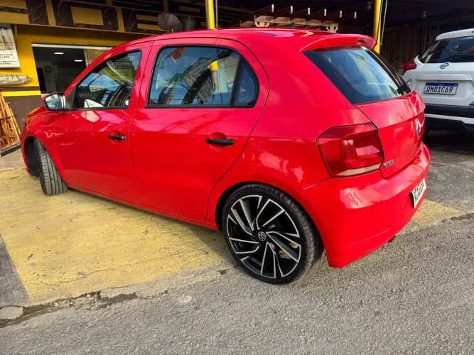 Jogo de rodas aro 17 com pneu perfil baixo