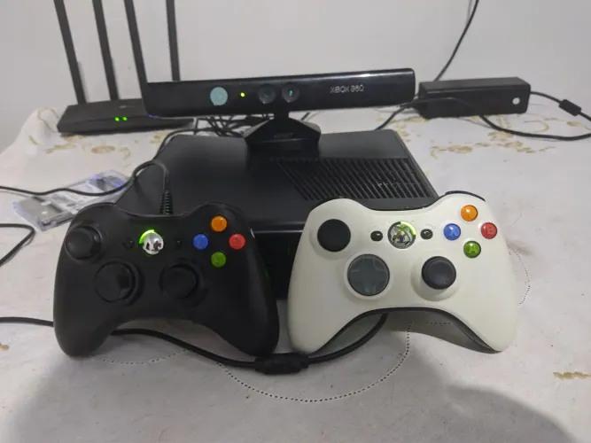 Xbox 360 Desbloqueado + HD + Kinect + 2 Controles + Jogos