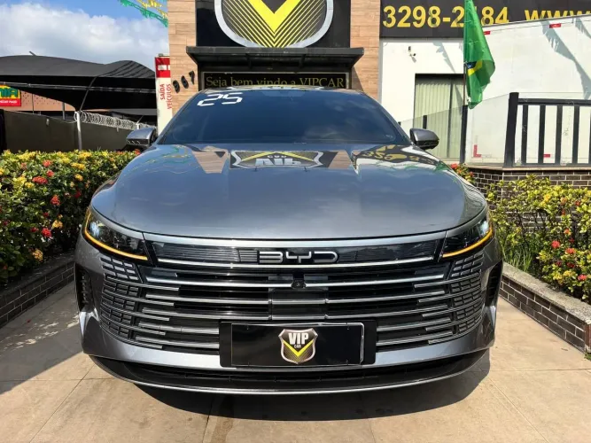 BYD King GL 1.5 16V Híbrido Aut. 2025