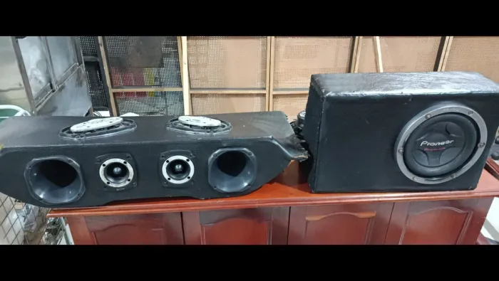 Tampão de uno com auto falantes 