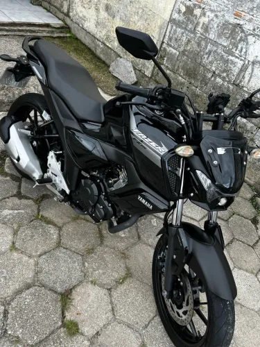 Yamaha FZ15 Fazer 2024 ABS - Única Dona / baixo KM