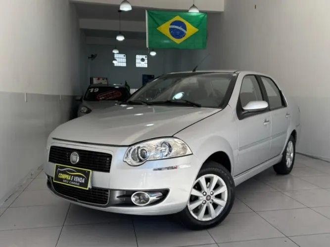 Fiat Siena Attractive 1.4 Fire Flex 8V 4P 2011