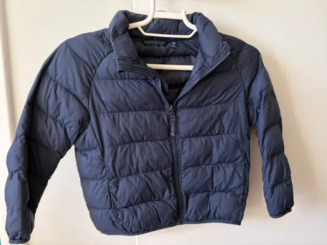 Casaco infantil uniqlo