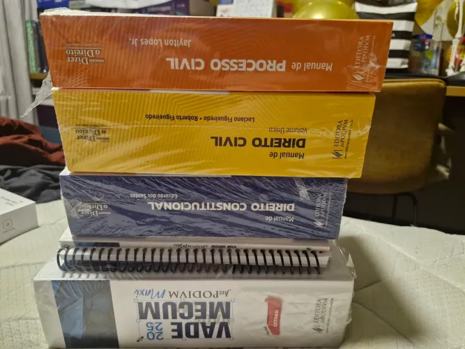 Combo baratíssimo Livros de direito constitucional, civil e processo civil,vade mecum max