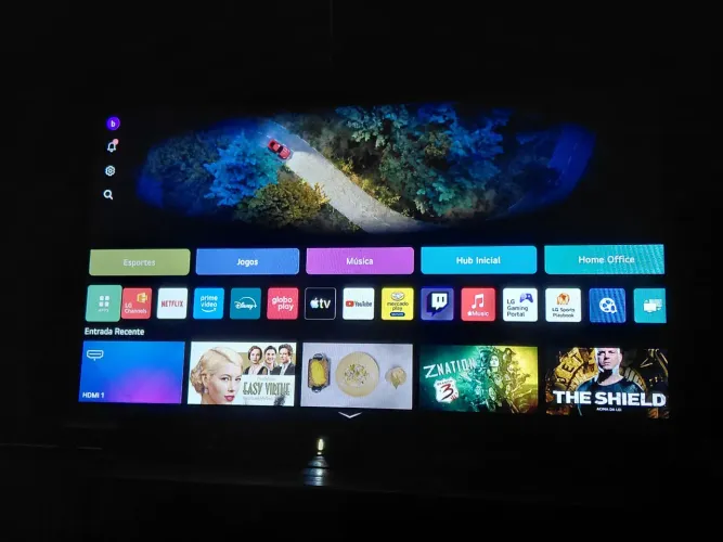 Vendo TV smart LG 32 polegadas sem nenhum defeito