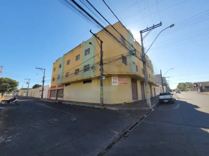 Apartamento para locação no bairro Martins.