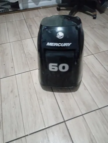 Capu do motor Mercury 60 HP