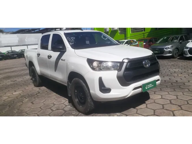 Toyota Hilux CD 4X4 2.8 Diesel Mec. 2024