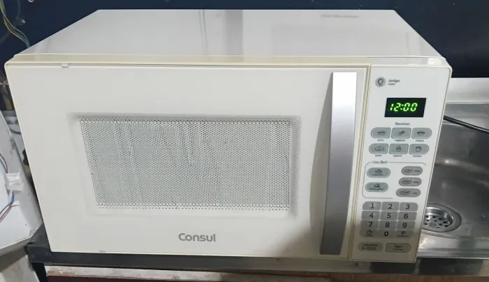 Vendo Micro-ondas Consul 20L por $250
