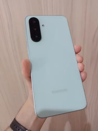 Samsung A26 256GB 8 RAM IMPECÁVEL