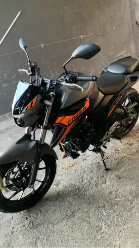 Fazer 250