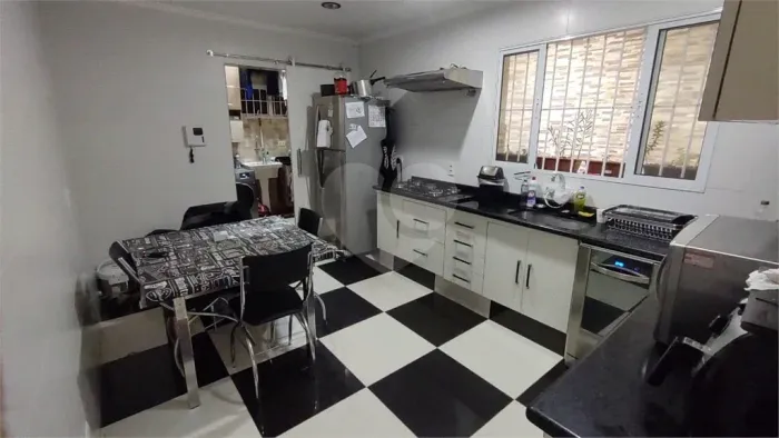 Sobrado à venda na Vila Nova Cachoeirinha, 190 m², 3 suítes, 2 vagas