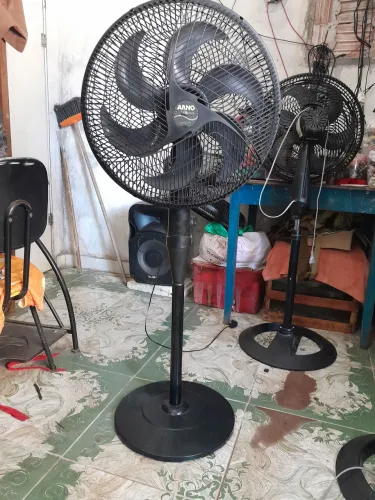 Ventilador Arno 40cm de pé