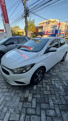 Chevrolet Onix Hatch LTZ 1.4 8V Flex Aut. 4P 2017