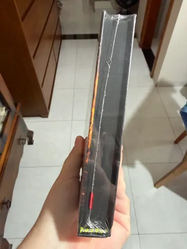 Livro garotas na escuridão editora darkside