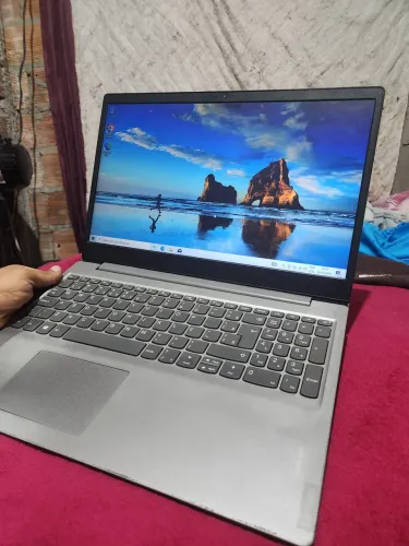 Notebook lenovo i5 10 geração