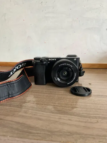 Câmera fotográfica Sony A6000