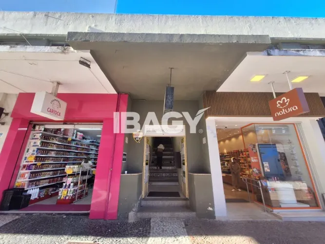 Oportunidade! Salas/Conjuntos em Centro - Florianópolis