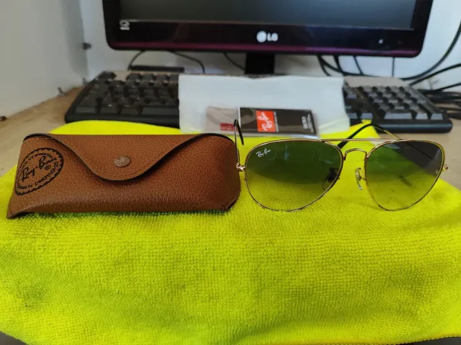 Óculos Rayban!