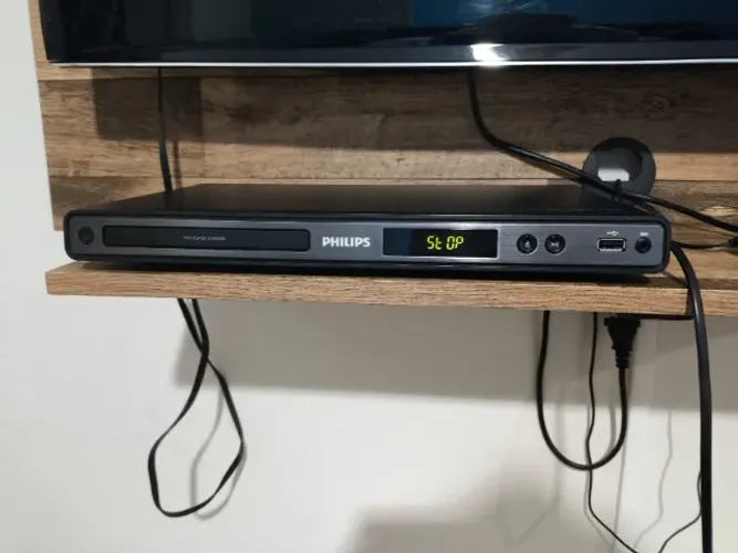 DVD Player Philips DVP3520KX/78 com Entrada USB e Karaokê (Bivolt)