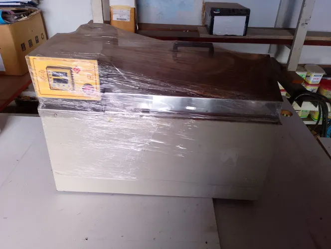 Banho Maria para laboratório 
