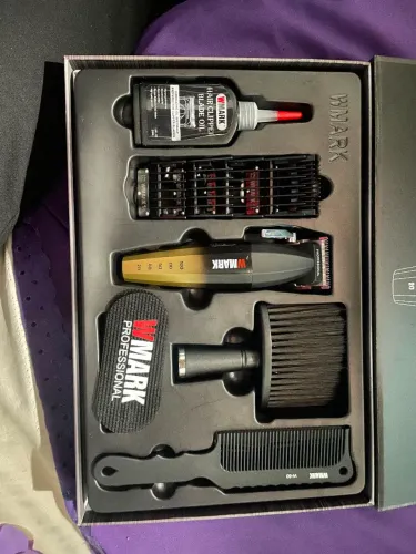 Vendo máquina de cortar cabelo profissional