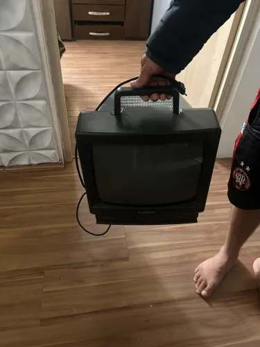 Tv antiga