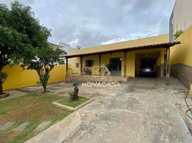Casa com 3 dormitórios à venda, 201 m² por R$ 790.000,00 - Mantiqueira - Belo Horizonte/MG