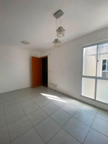Alugo apartamento no condomínio Plaza Fraga Maia