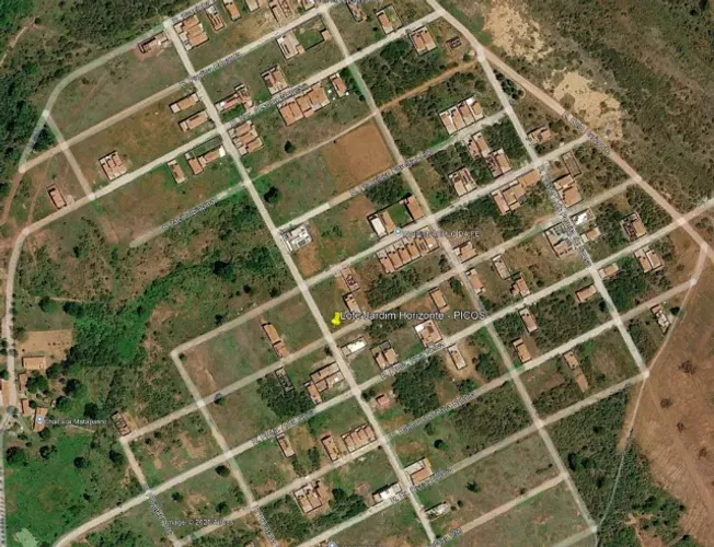 2 Terrenos 260 m² no Jardim Horizonte - Picos/PI | Um de Esquina