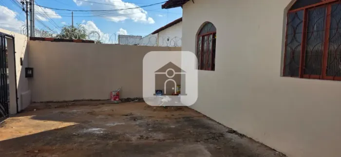 Casa para locação no bairro Shopping Park