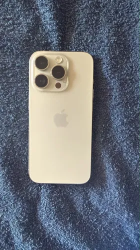 iPhone 15 Pro 256GB Titânio Natural