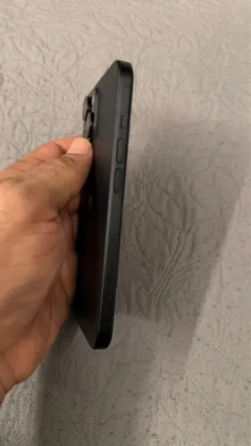 iPhone 15, com a caixa! 