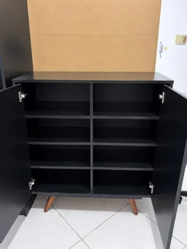Itens à venda para expedição e escritório.