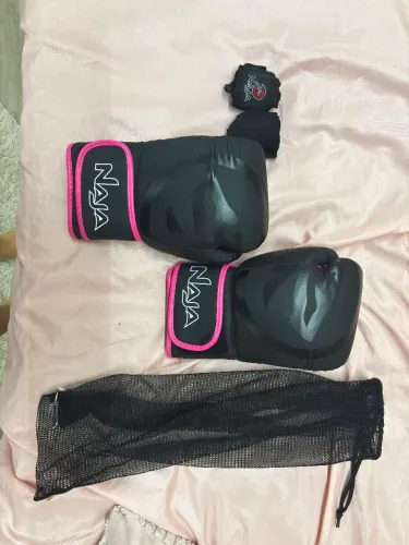 Vendo Kit Luvas de Boxe Naja 12oz + Bandagens + Bolsa de Transporte