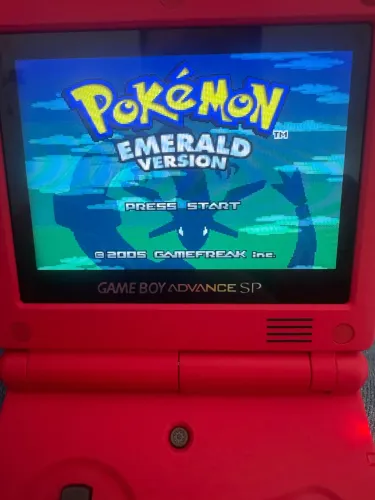 Game boy Advance SP + Jogo Pokémon Emerald Original 