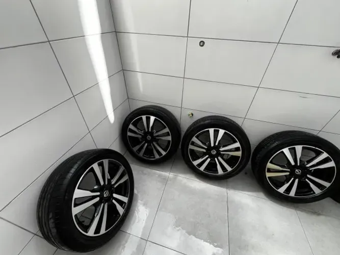 Jogo de Rodas Aro 17 4x100 Original Nissan Kicks